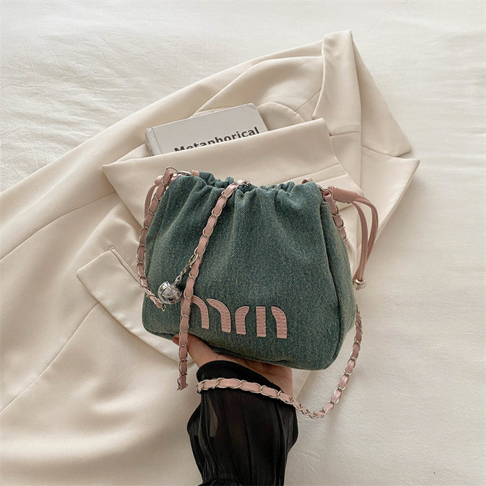 Wholesale Premium and niche canvas bag, chain crossbody bag, fashionable pleated bucket bag