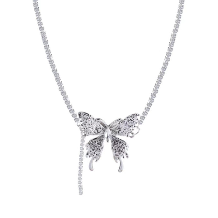 Wholesale Butterfly necklace, light luxury rhinestone, niche design, high-end feeling, collarbone chain, neck chain