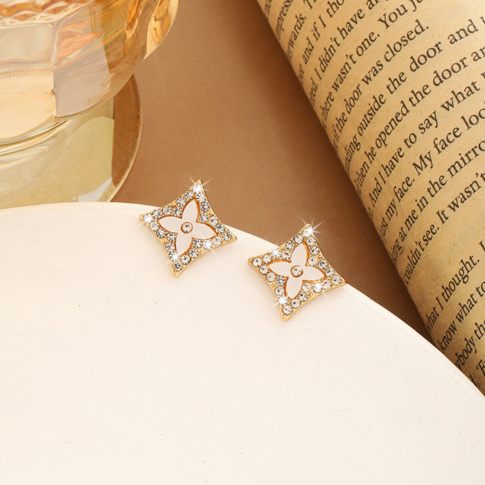 Wholesale Diamond earrings, high-end and exquisite earrings with versatile temperament, silver needles, fashionable and full of diamonds earrings