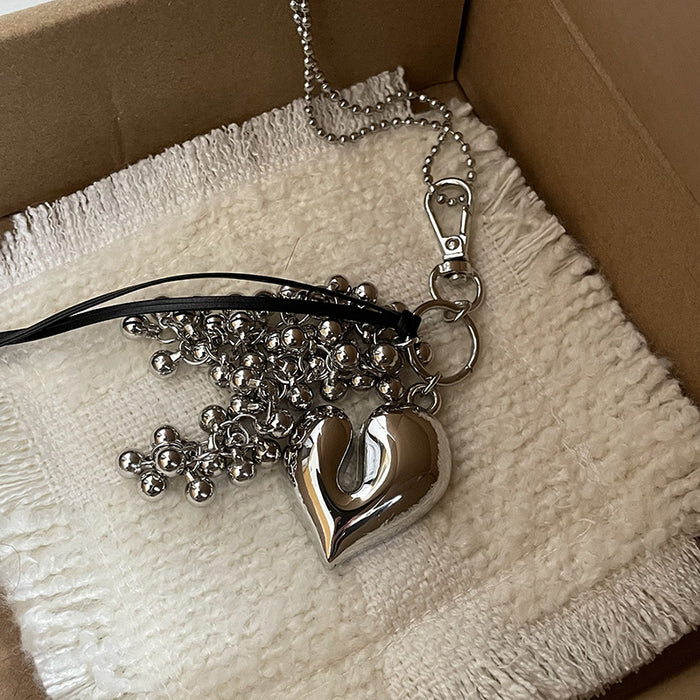 Wholesale Water bottle pendant necklace crossbody bag pendant women's accessories niche design sweater chain