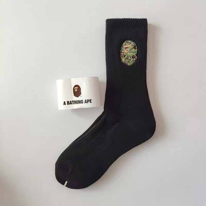 Wholesale Medium length towel bottom socks, high top sports long tube, embroidered white