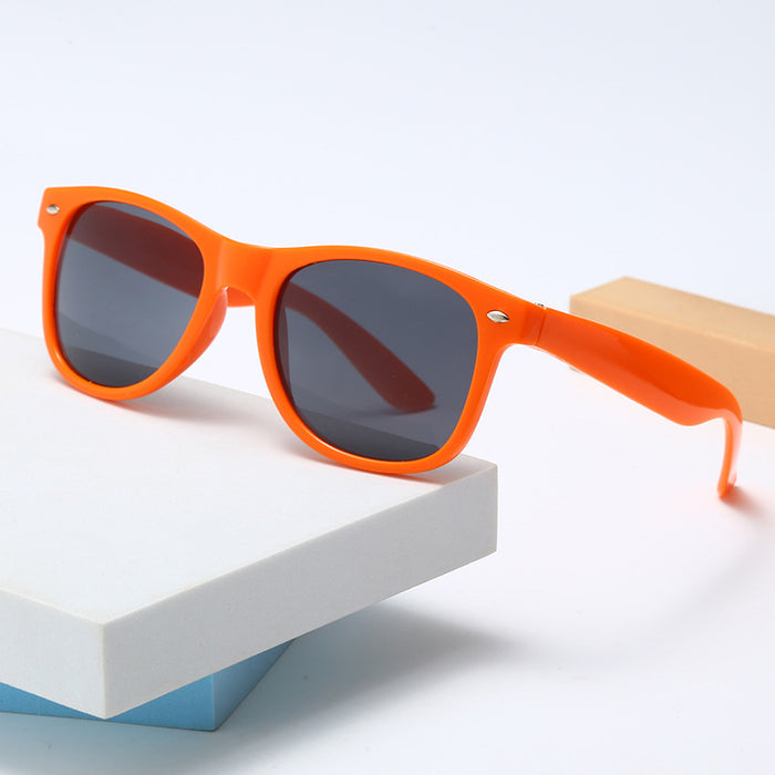 Wholesale Mi Ding sunglasses can be customized for street photography and rainbow party sunglasses