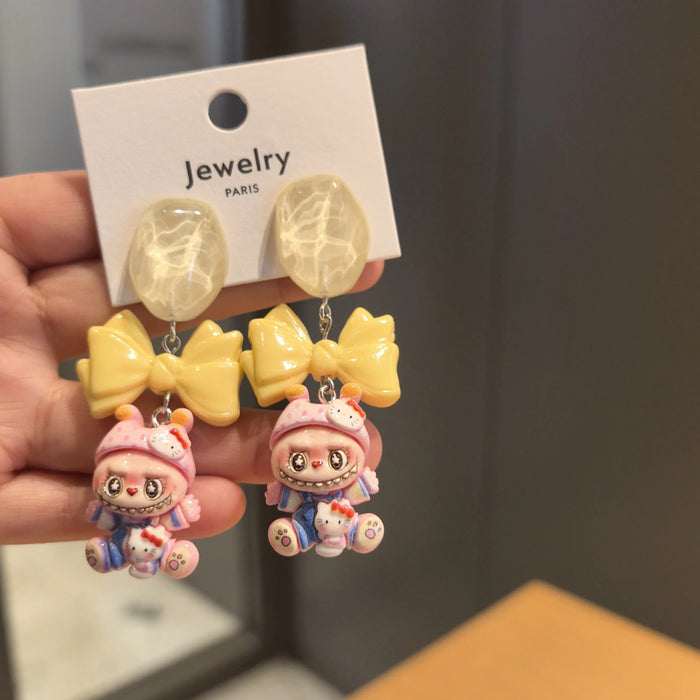 Wholesale Original new cartoon silver needle earrings cute