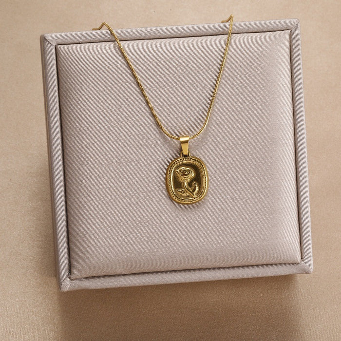 Wholesale Fade-Resistant Sweater Chain — Niche,  Light Luxury  and Sophisticated Titanium Steel Necklace