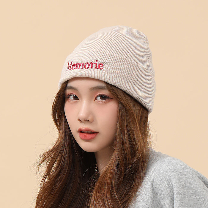 Wholesale Autumn and winter men's and women's embroidery thin knitted wool cap student shopping sweet cold cap letter pullover hat