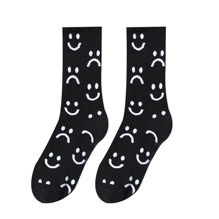 Wholesale Smiling face socks, street skateboarding socks, mid length socks, cotton socks, socks