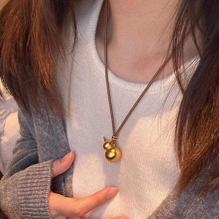 Wholesale Copper plated pendant necklace, light luxury, niche, high-end, sweater chain, long, versatile accessory