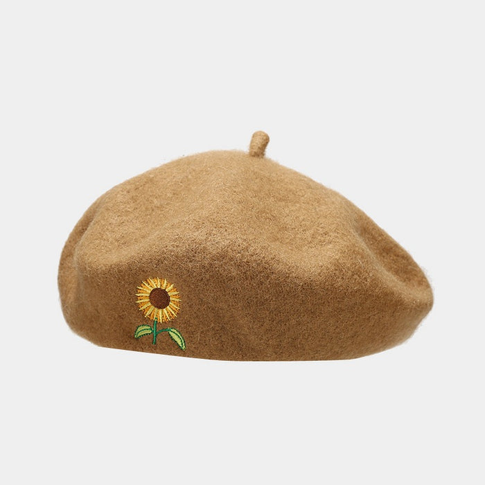 Wholesale Artistic and retro sunflower embroidered beret fashionhat