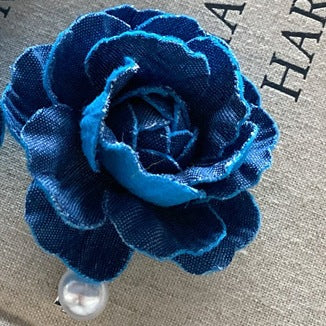 Wholesale Fabric flower hair clip, fashionable and versatile hair accessory