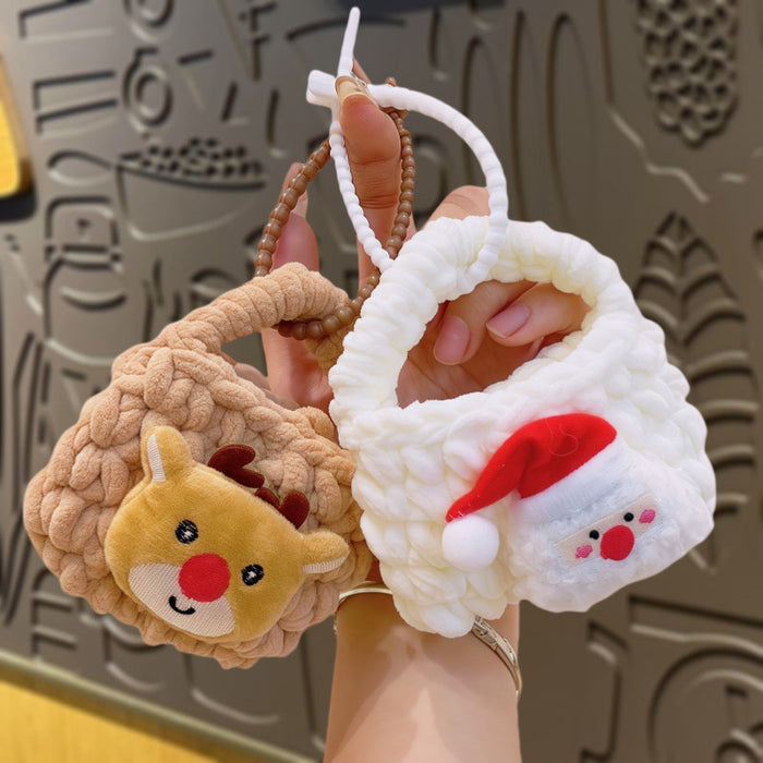 Wholesale Cute cartoon knitted mini coin purse Christmas hand-woven keychain accessories wholesale creative storage bag