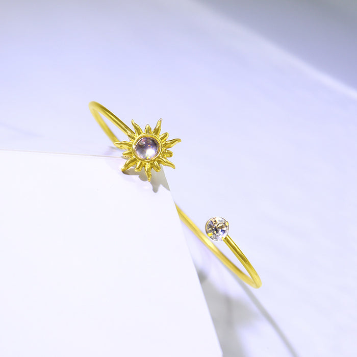 Wholesale Wholesale of Sun Totem Handmade Jewelry, Simple Jewelry, Open Mouth Women's Bracelet, High Quality Bracelet