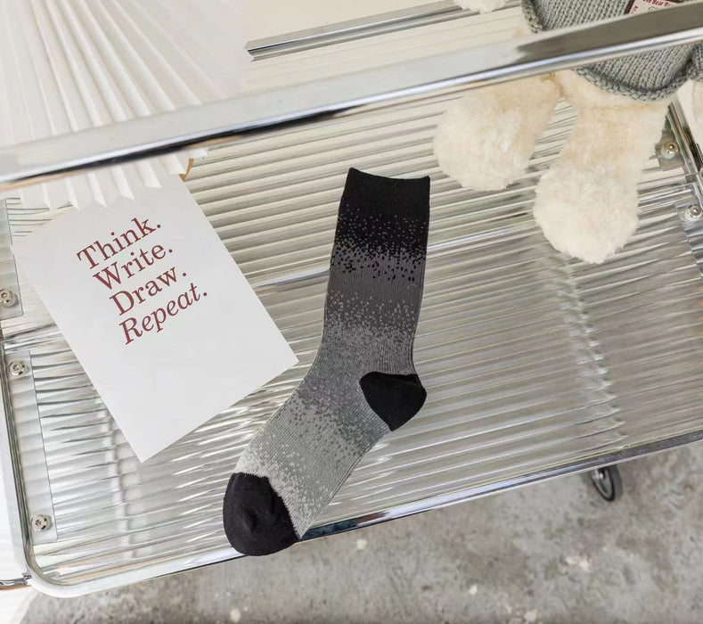 Wholesale Sock fashion designer tie dye gradient color personalized pure cotton mid tube socks