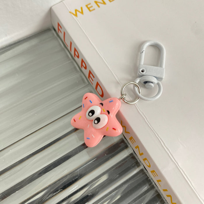 Wholesale Resin Couple Cartoon Handmade Keychain 2024 New Cute Sponge Doll Small Pendant Student Explosive Accessories