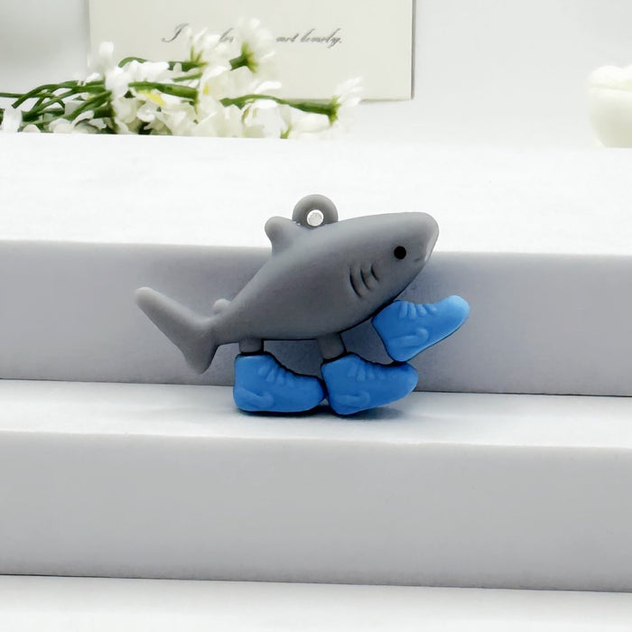 Wholesale Small keychain, abstract wooden stick, human curiosity, desktop car accessories, pendant wholesale