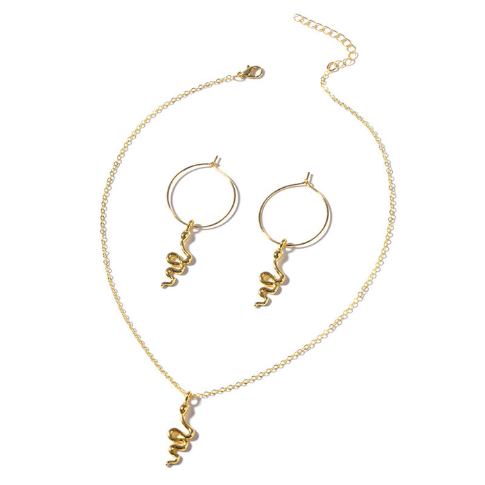 Wholesale Golden snake necklace, exaggerated circle earrings set, niche pendant jewelry