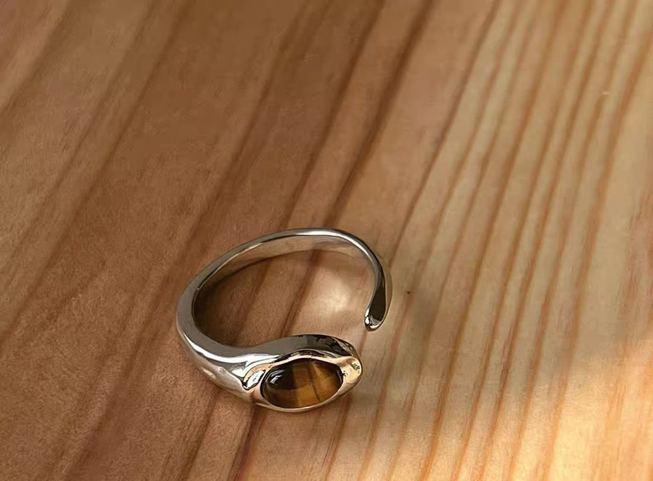 Wholesale Vintage gold ring, new high-end design, niche design, light luxury bracelet