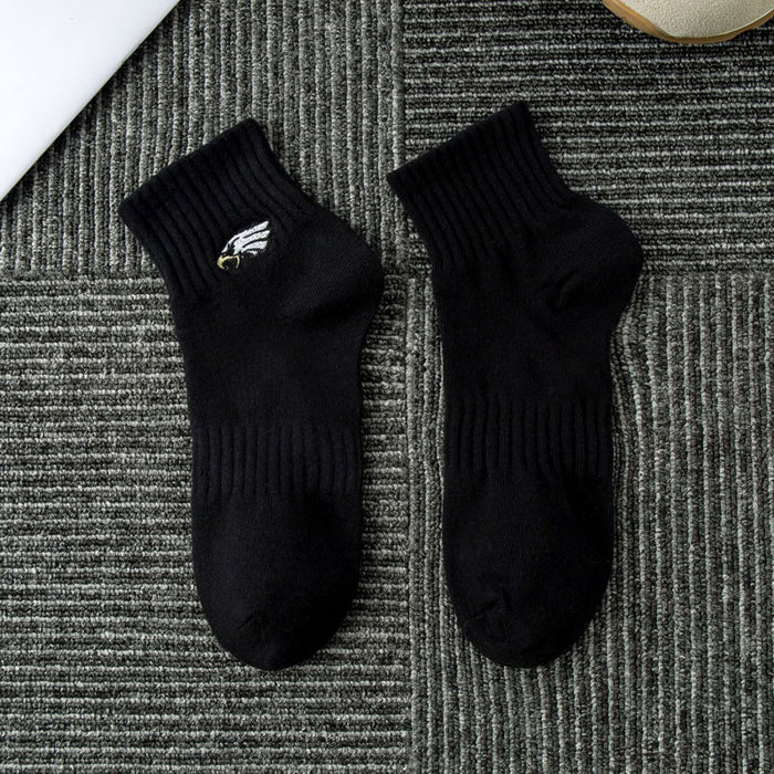 Wholesale Sports Socks Embroidered Mid Barrel Outdoor Sweat Absorbing Breathable Basketball Socks Cotton