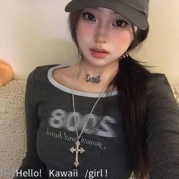 Wholesale Small niche design silver cross long retro necklace neck accessory