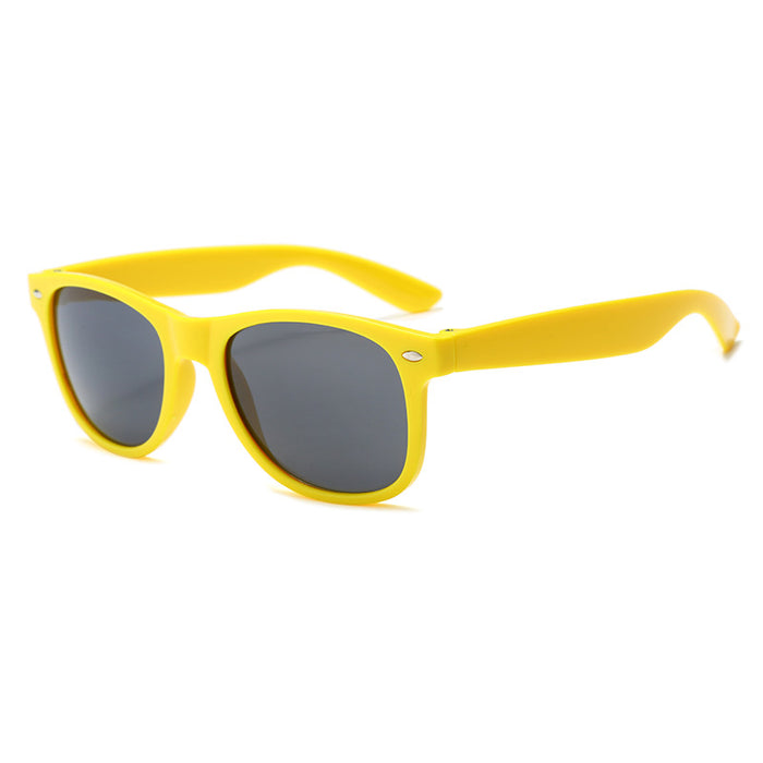 Wholesale Mi Ding sunglasses can be customized for street photography and rainbow party sunglasses