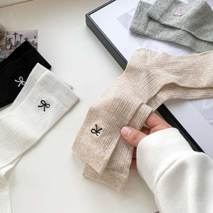 Wholesale Long socks for summer, sweat absorbing, breathable, mesh, thin design, bow embroidery, mid tube stacking socks