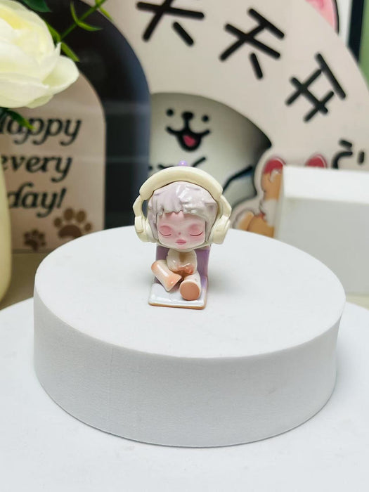 Wholesale cute grain play hand toy doll ornaments toy