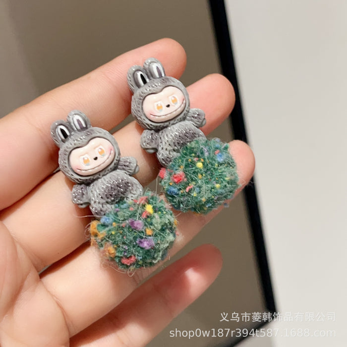 Wholesale Fashionable furry cute earrings 925 silver needle