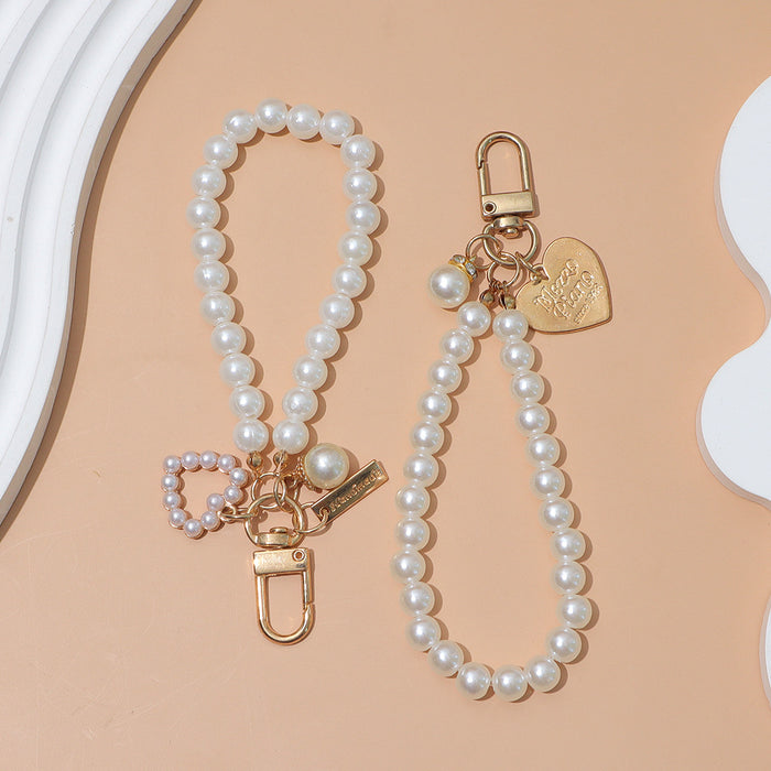 Wholesale Pearl Love Shell Keychain Beaded Hand Chain Key Ring Girl Heart Mobile Phone Bag