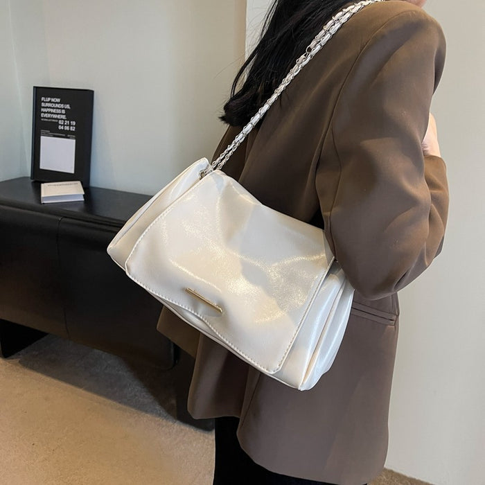 Wholesale Large capacity armpit bag, new high-end and niche tote bag, retro single shoulder crossbody bag