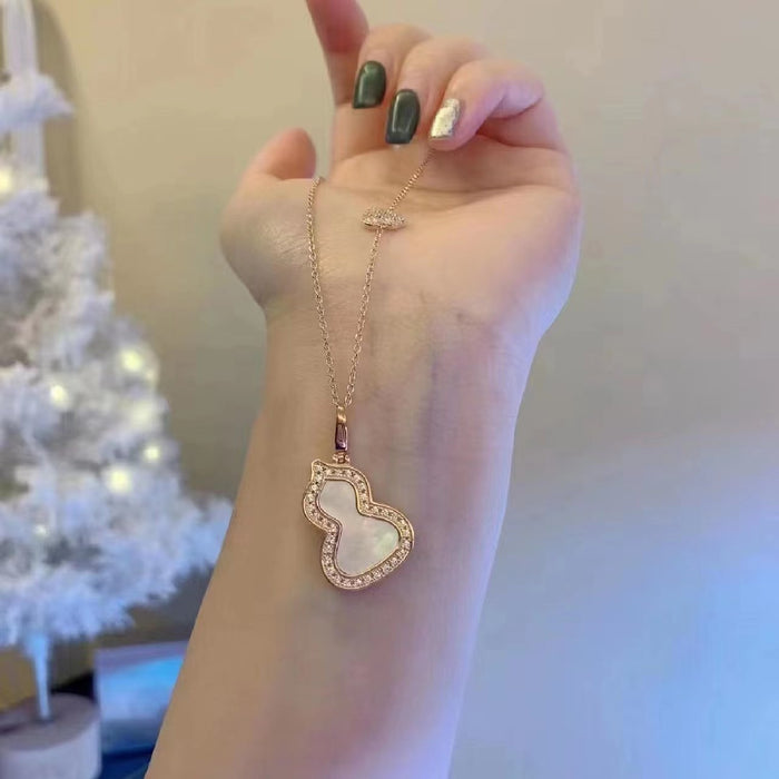 Wholesale Necklace pendant rose gold lock chain