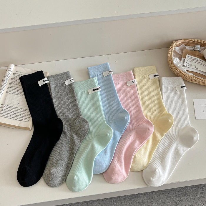 Wholesale Medium length socks with solid color letters, fabric labels, stacked socks, thin cotton socks, sweat absorbing and breathable