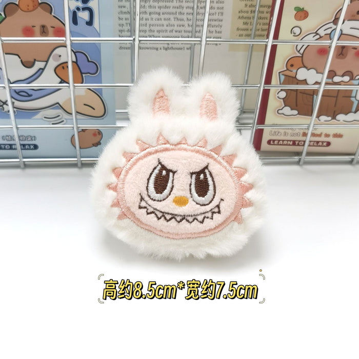 Wholesale Cute Squeaking Pendant  Doll Brooch Pendant Clothing Accessories Stall