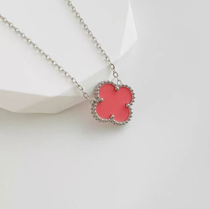 Wholesale Double sided golden clover necklace, light luxury titanium steel, non fading accessory, simple temperament, women's collarbone chain