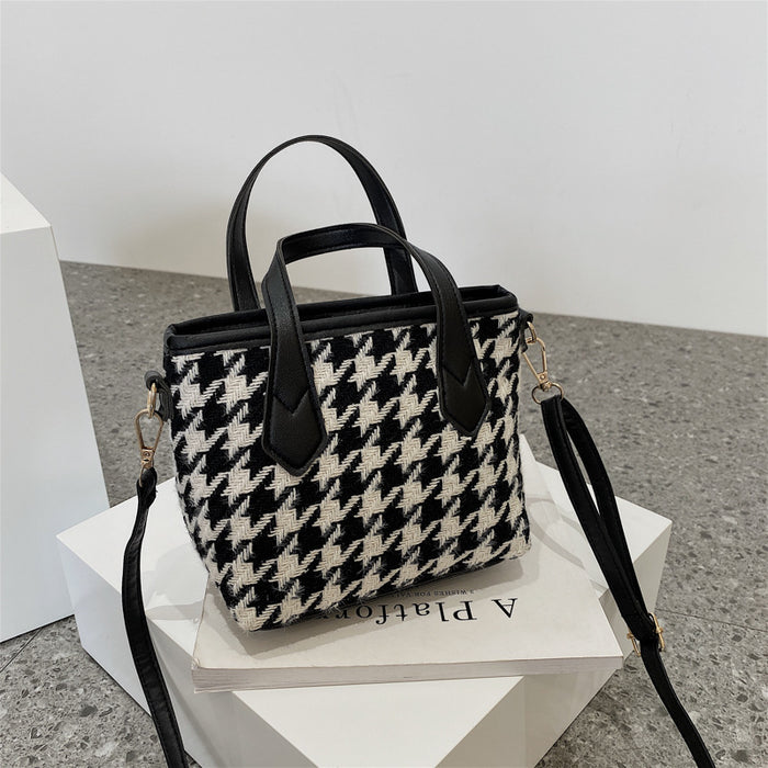 Wholesale Small design bag with a niche feel, new versatile design with a Thousand Bird grid, single shoulder, hand-held, and crossbody bag