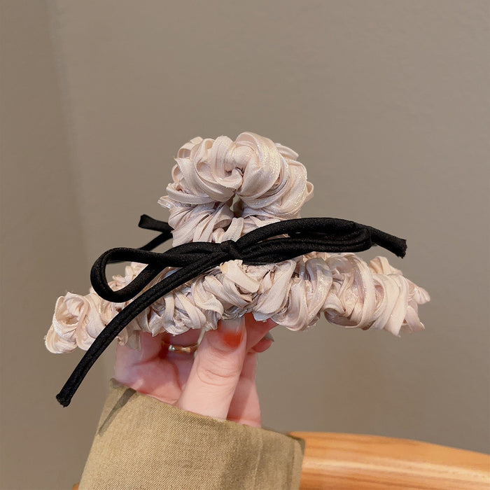 Wholesale New satin pleated bow clip with high-end feel at the back of the head