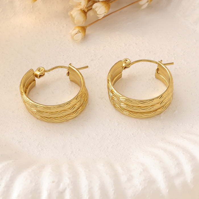 Wholesale New high-end stainless steel earrings, fashionable and versatile, with a minimalist and niche style