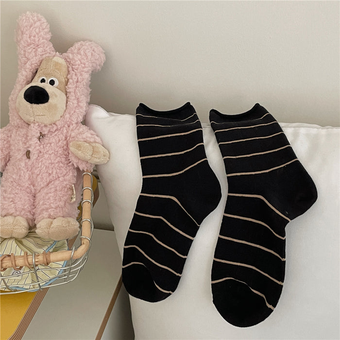 Wholesale Curled edge fine stripe mid tube socks, soft socks, stacked socks