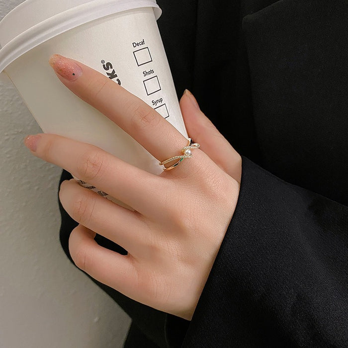 Wholesale Exquisite Diamond-embedded cross ring fashion ring