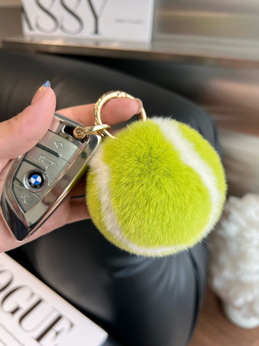 Wholesale Imitation Otter Rabbit Fur Tennis Ball Car Keychain Pendant Plush Ball Book Bag Pendant