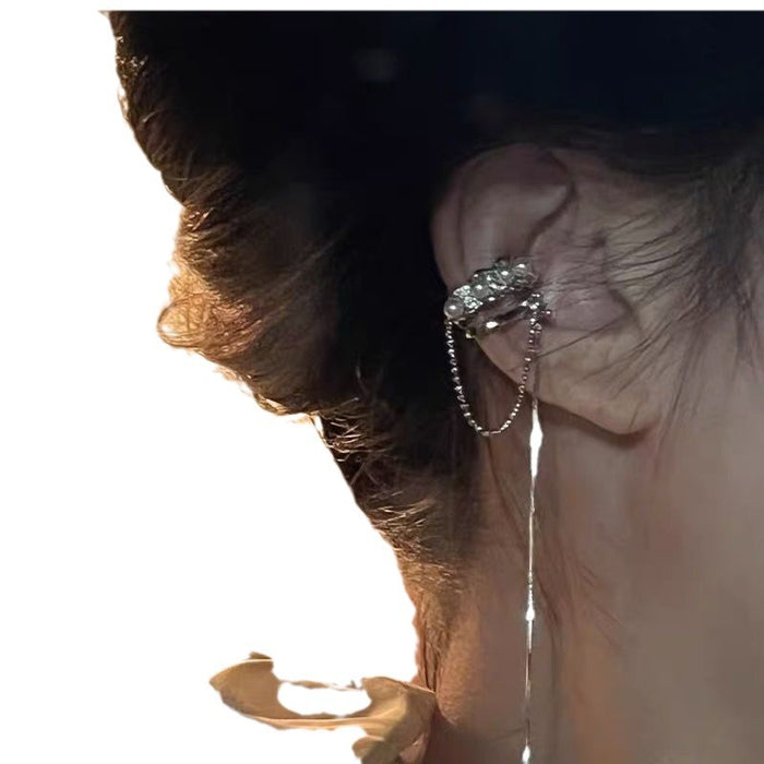 Wholesale Ear clip, female star with pointed ear bone clip, female niche design sense, versatile personality, no ear hole ear bone clip