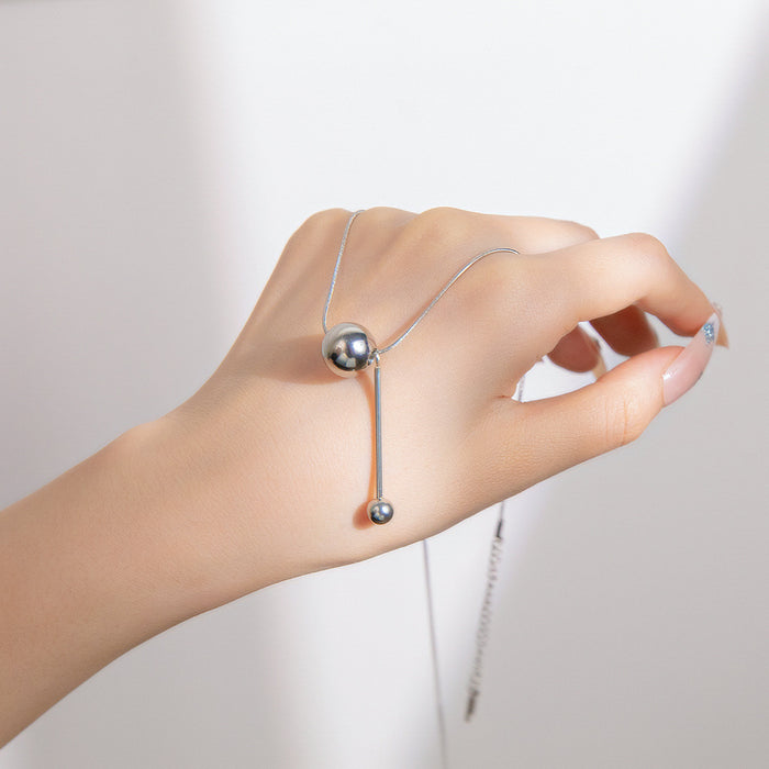 Wholesale New stainless steel titanium steel metal ball pendant necklace that does not fade, sweater chain with high-end feel, collarbone chain