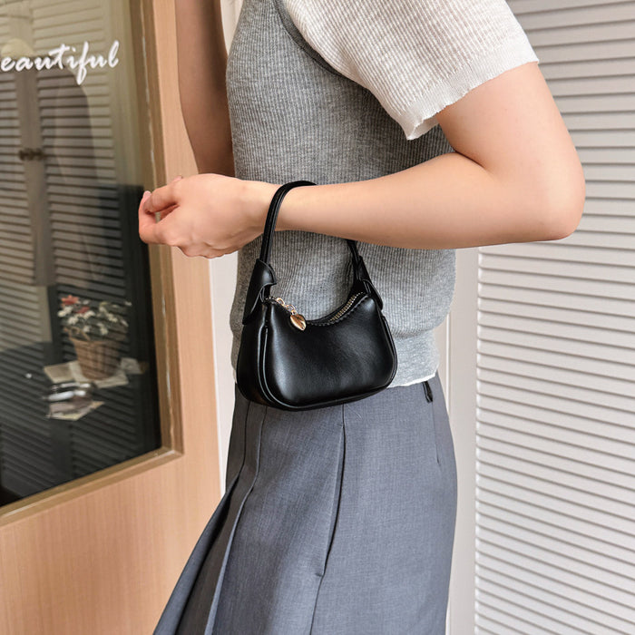 Wholesale Korean Style Solid Color PU Children' s Handbag with Heart Zipper Pull Cute Casual Accessory