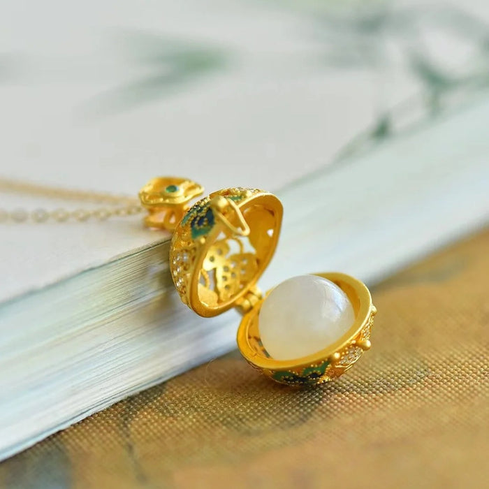 Wholesale Pendant gold lock bone chain sweater chain