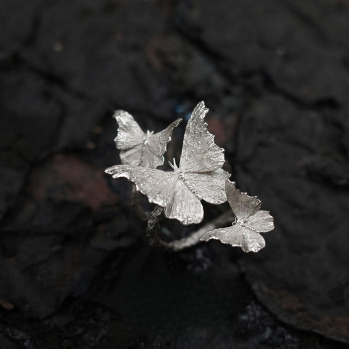 Wholesale Pure silver butterfly ring, niche design, fashionable and personalized index finger ring bracelet