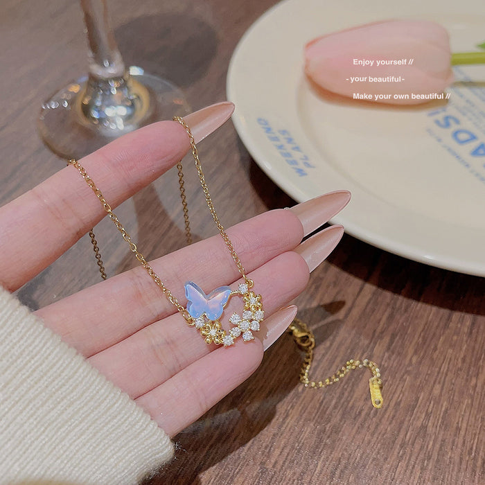 Wholesale New butterfly necklace with high-end and niche design, light luxury zircon stamen collarbone chain, titanium steel color not fading accessories