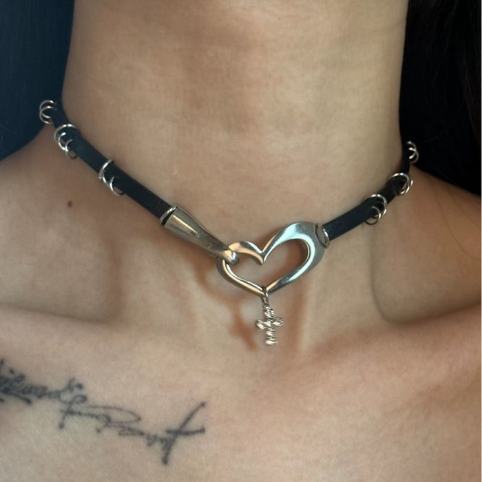 Wholesale Brown Leather Metal Heart Cross Short Necklace Clavicle Chain