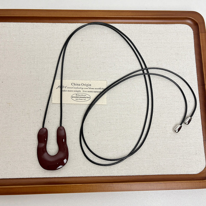 Wholesale Sweater chain, irregular geometry, heart-shaped comb pendant, necklace, adjustable drawstring, accessory