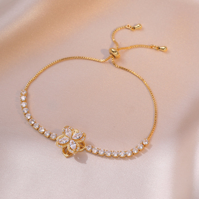 Wholesale New rotating necklace with zircon pendant earrings and ring set, collarbone chain necklace accessory