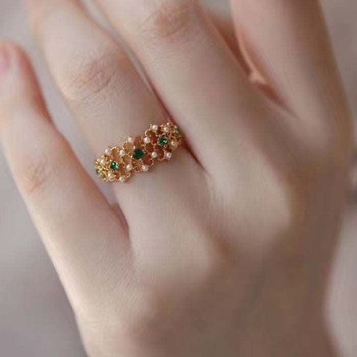 Wholesale Vintage carved inlaid ring with gold plating and personalized high-end feel