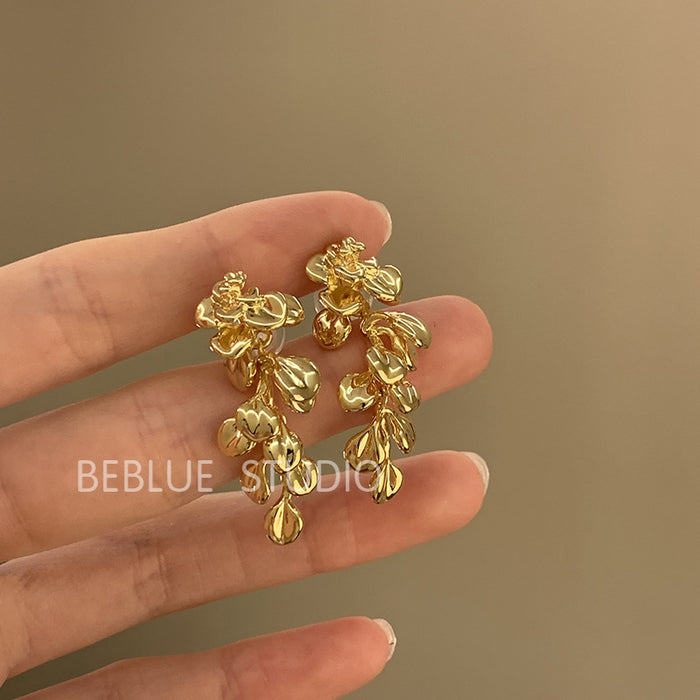 Wholesale Metal Flower Tassel Earrings Women's Light Luxury Niche Elegant Earrings
