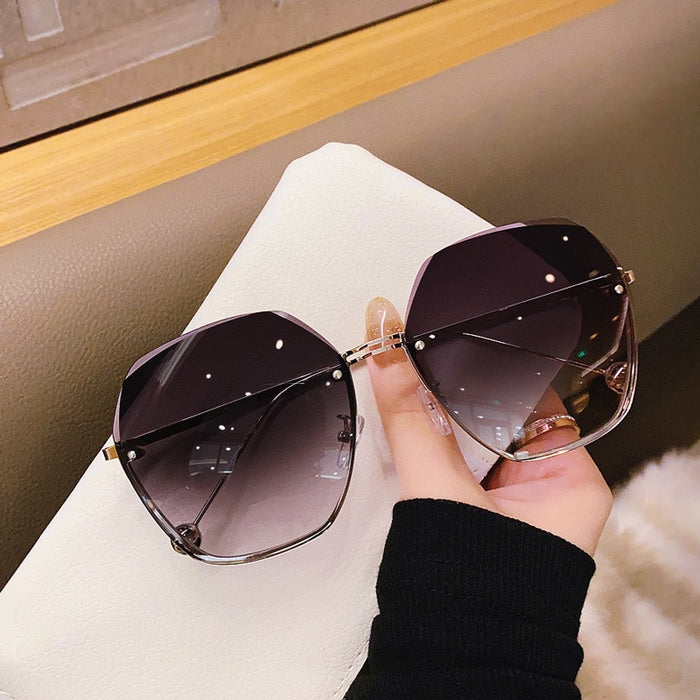 Wholesale Trendy Frameless Irregular Pc Sunglasses Pink Lens Gold Frame  UV400 Fashion Accessory